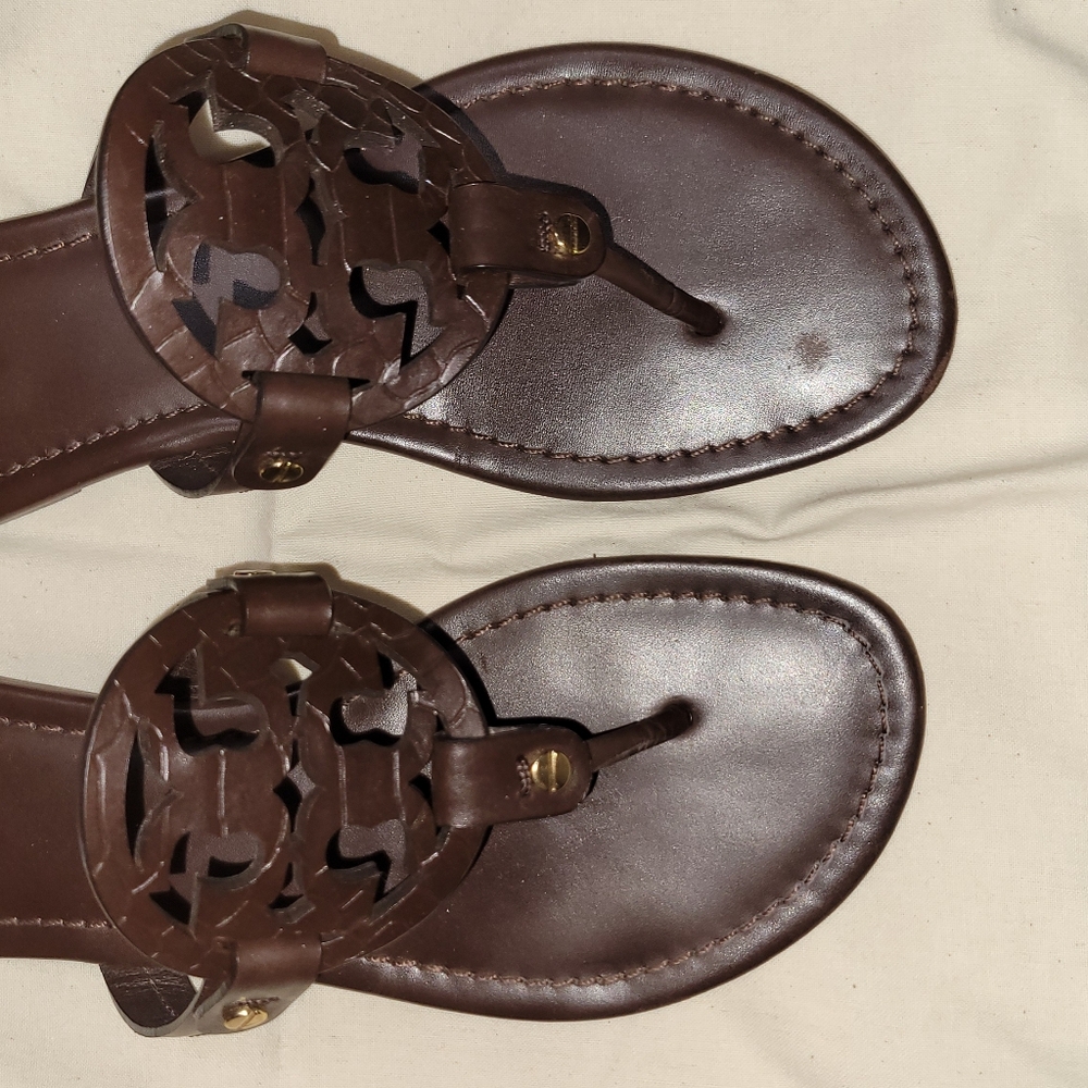 Tory Burch Miller Sandals in Chocolate Croco Embossed Leather Size 9